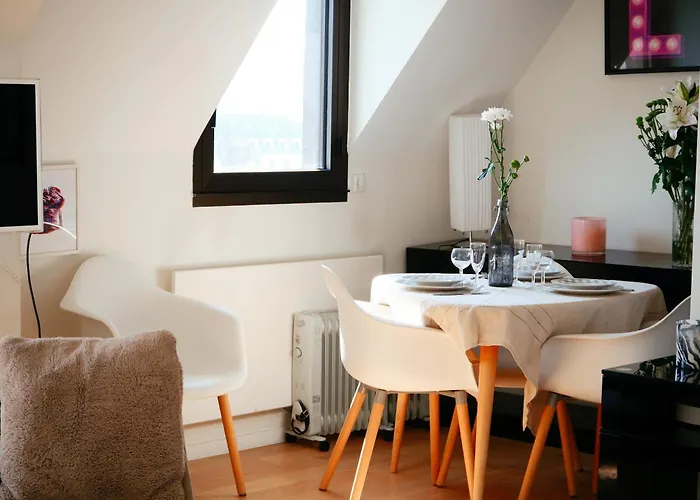 L'exclusif De - Ultra Centre, Balcon & Luxe Moderne