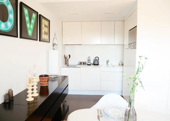 Lägenhet L'exclusif De - Ultra Centre, Balcon & Luxe Moderne *