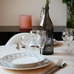 L'exclusif De - Ultra Centre, Balcon & Luxe Moderne Apartment *