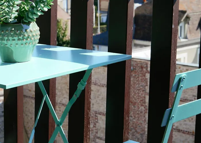 L'exclusif De - Ultra Centre, Balcon & Luxe Moderne شقة