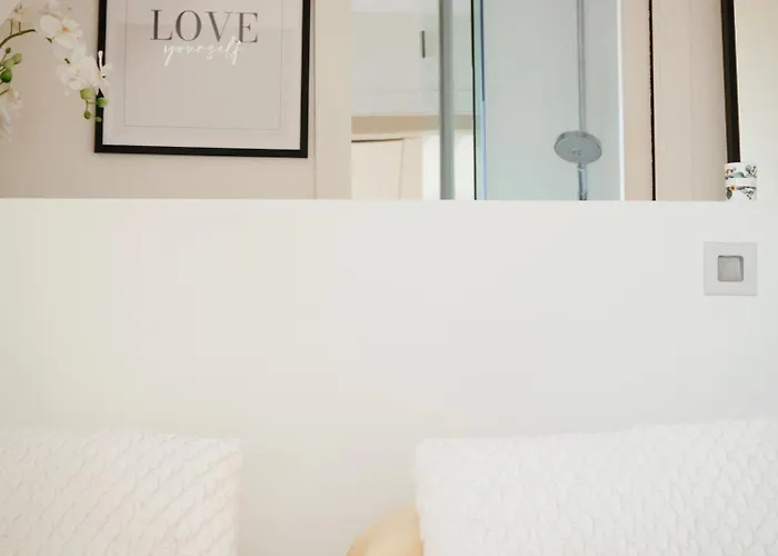 L'exclusif De - Ultra Centre, Balcon & Luxe Moderne شقة دوفييل